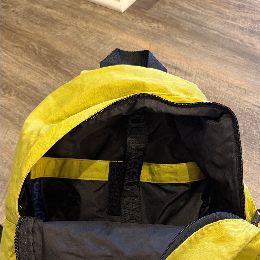 Baggu Backpack - Picture 4 of 4